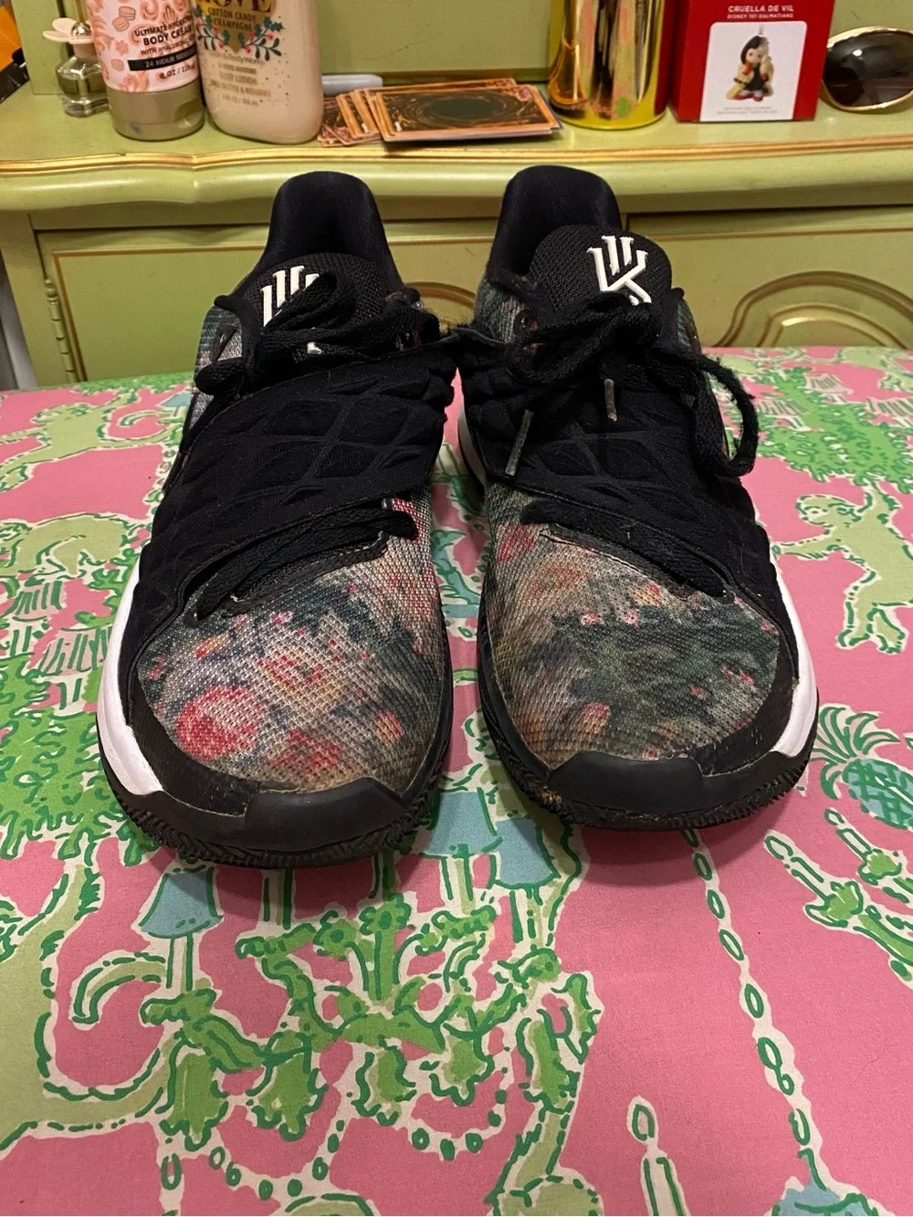 Nike kyrie Low Floral shoes size 8_3
